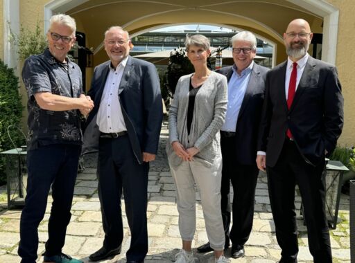 FBDi Vorstand und FED Vorstand beschließen Kooperation.